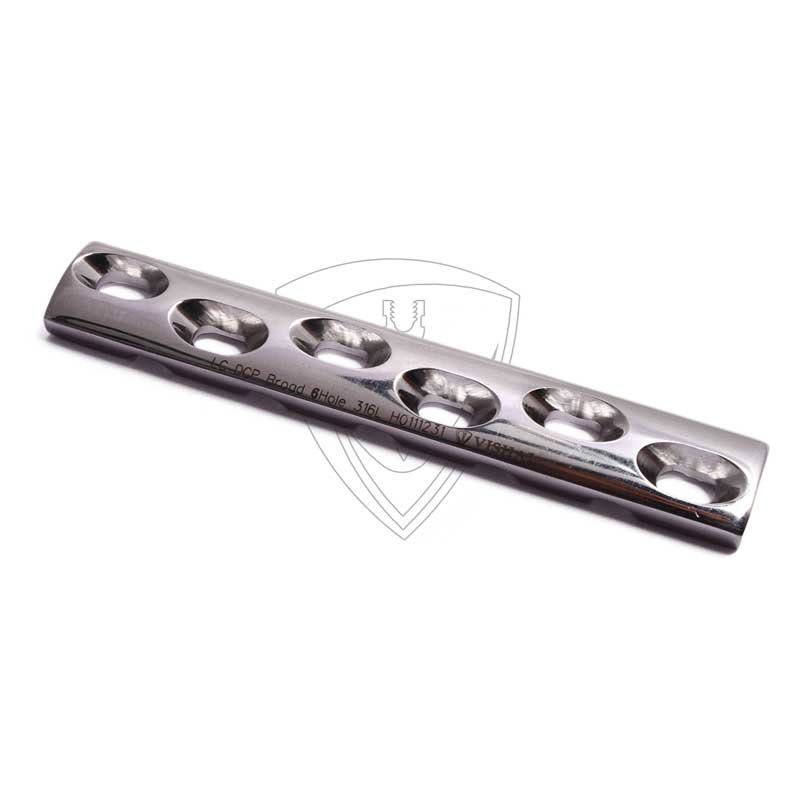 L.C. DC Plate Broad 4.5mm